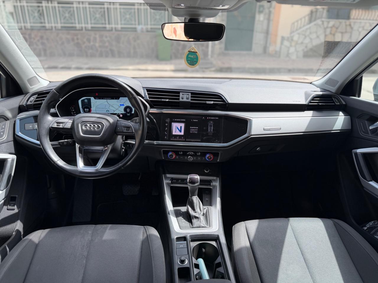 Audi Q3 35 TDI S tronic Business Advanced