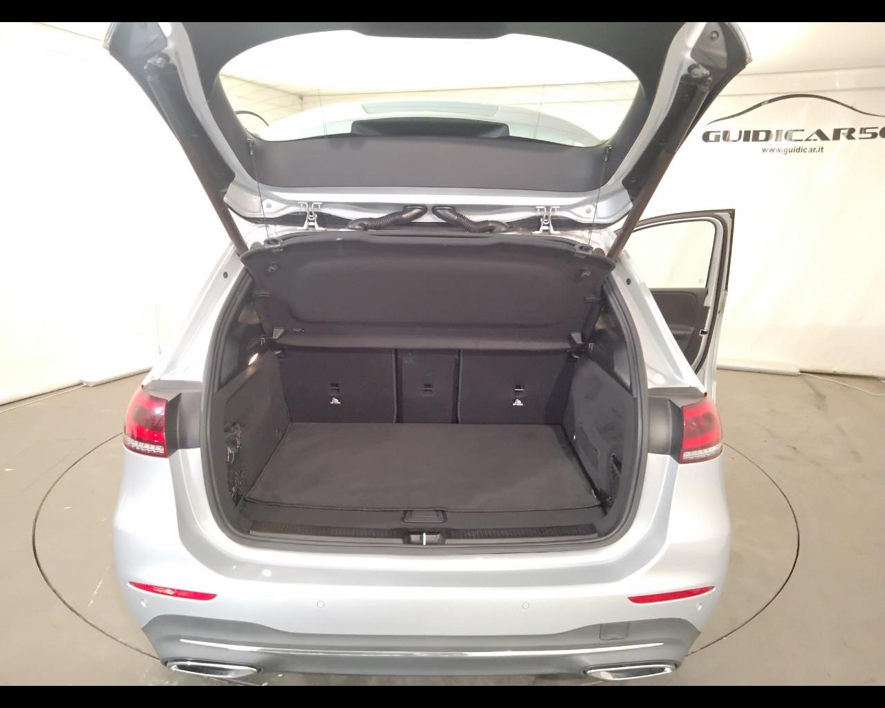 Mercedes-Benz Classe B - W247 2018 - B 180 d Sport Plus auto