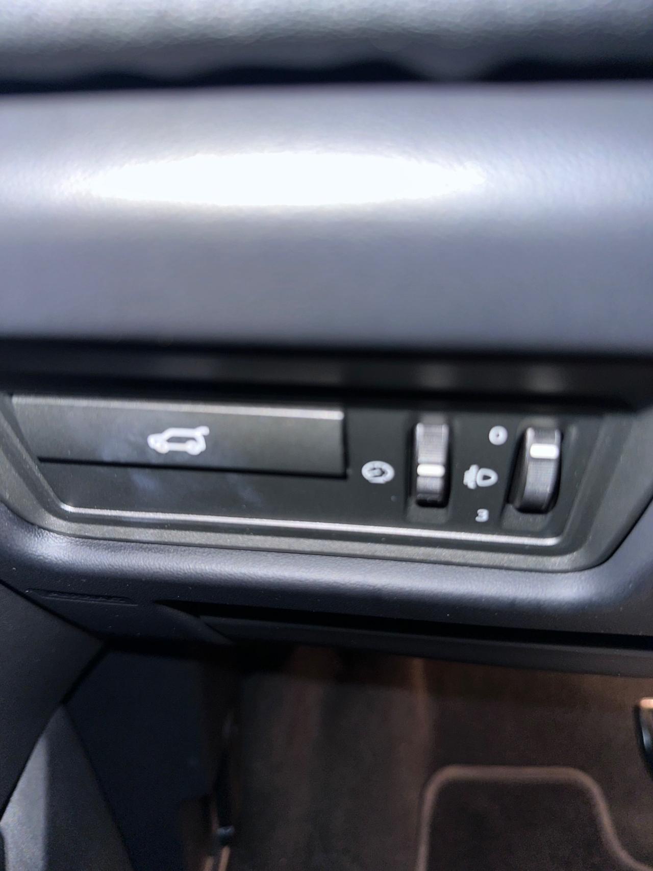 Land Rover Range Evoque 2.2 Sd4 5p. Pure