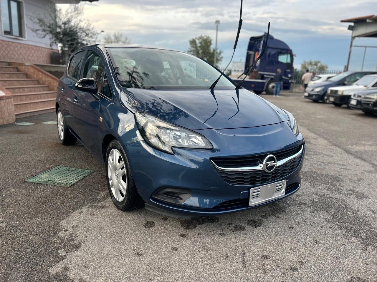 Opel Corsa 1.2 5 porte