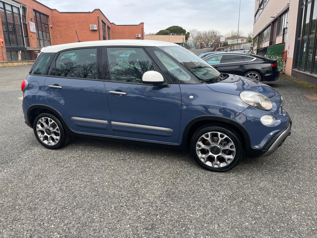 Fiat 500L 1.3 Multijet 95 CV Lounge 2019 223.000 KM
