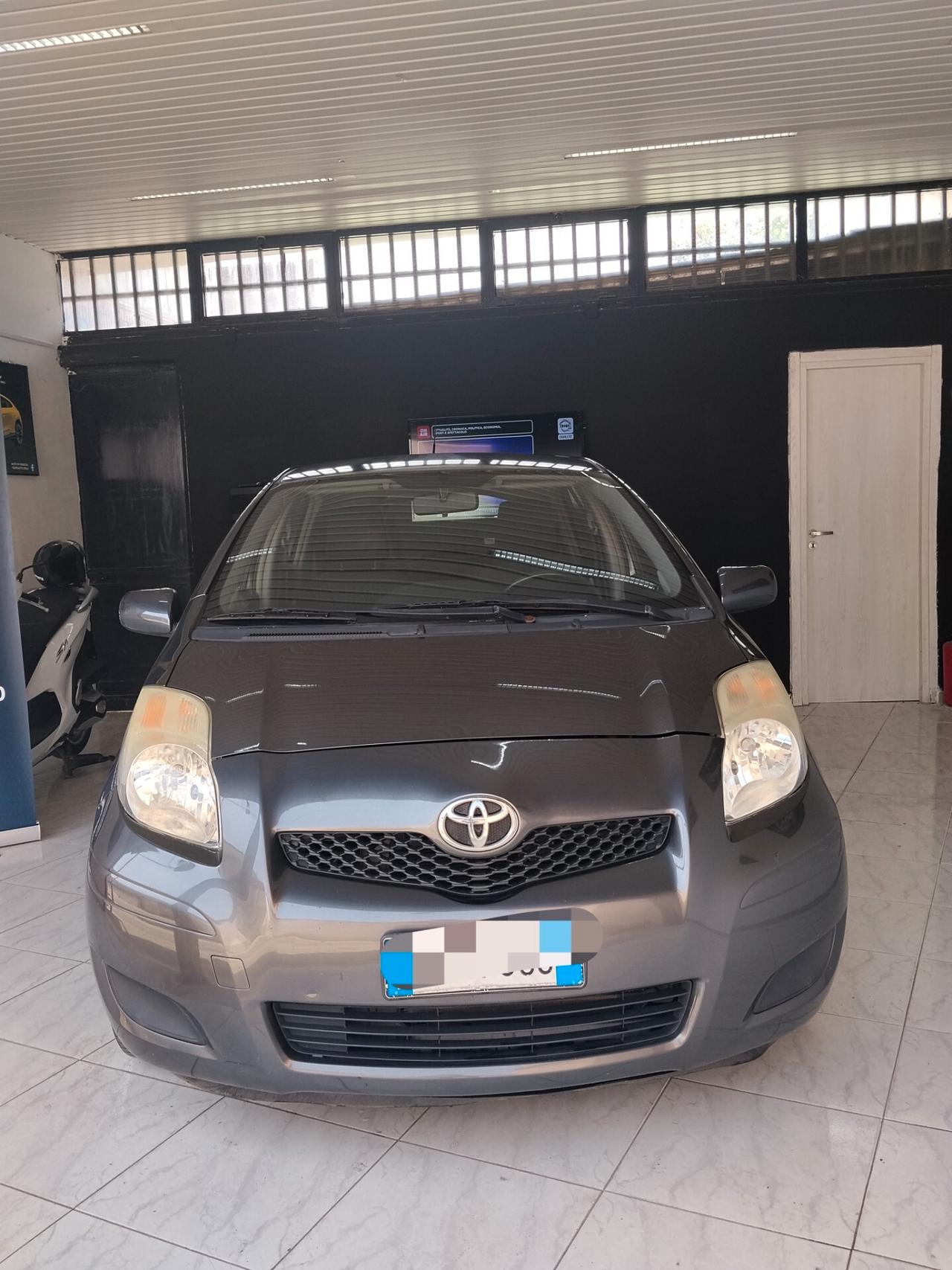Toyota Yaris 1.0 benzina 2009 CON GARANZIA