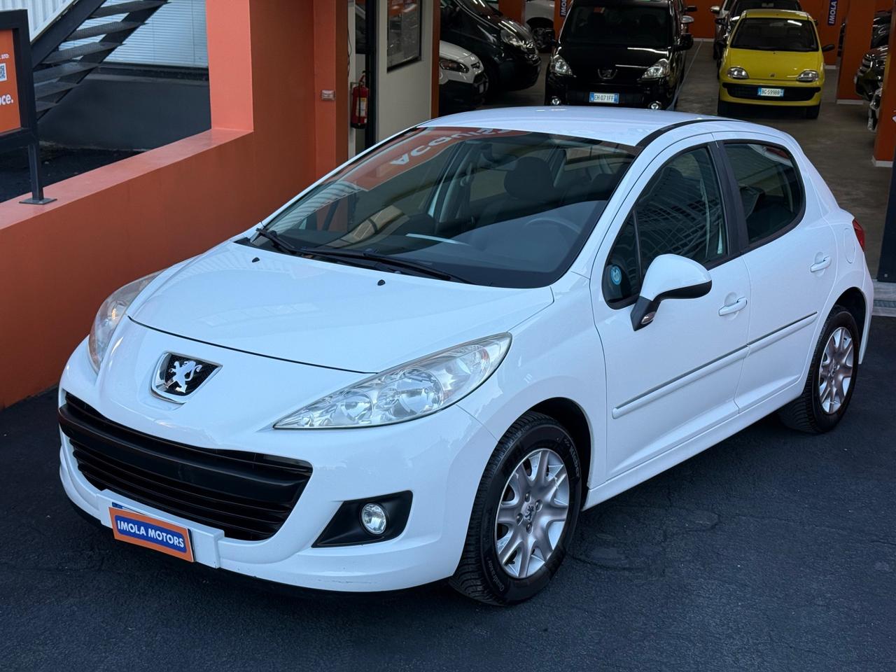 Peugeot 207 Plus 1.4 8V 75CV 5p. ECO GPL