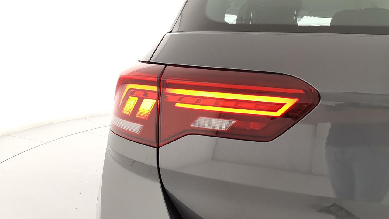 VOLKSWAGEN T-Roc 2022 - T-Roc 1.5 tsi Life dsg