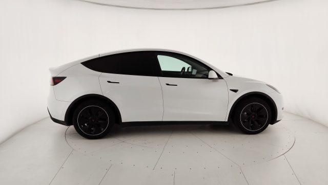 TESLA Model Y RWD