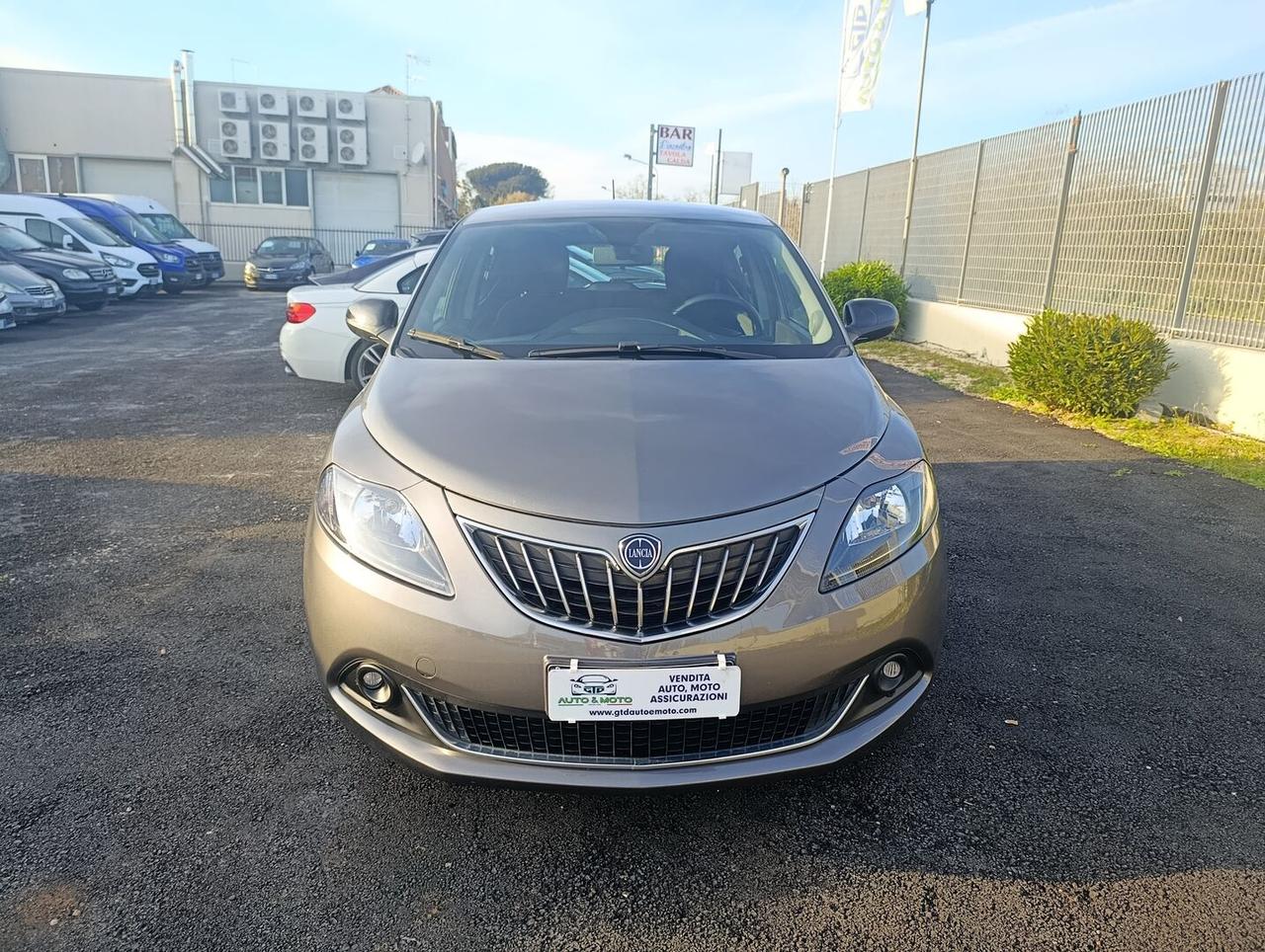 Lancia Ypsilon III 1.0 firefly hybrid Gold s&s 70cv