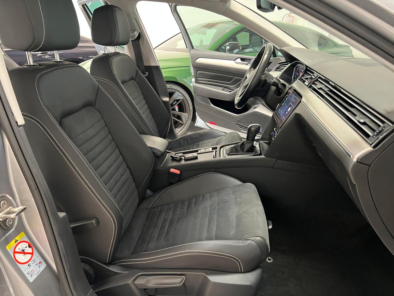 Volkswagen Passat VW HIGHLINE 150CV DSG