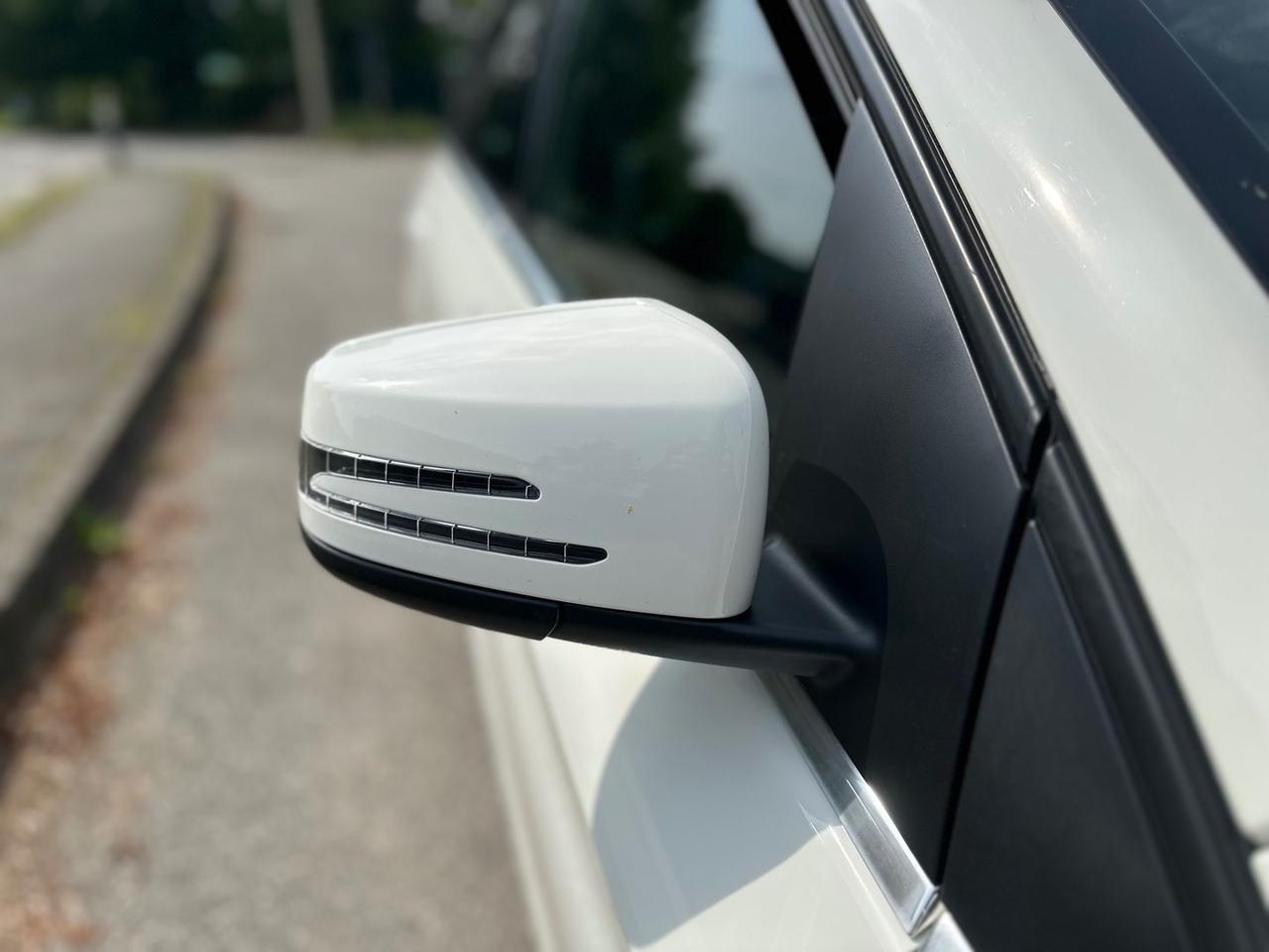 Mercedes-Benz B 180 Sport B 180 D #10480