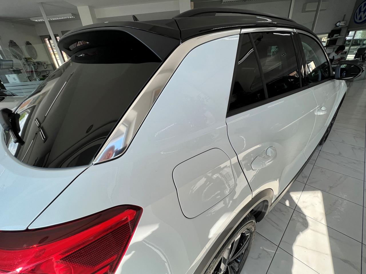VOLKSWAGEN T-Roc 2022 T-Roc 1.0 tsi Sport 115cv