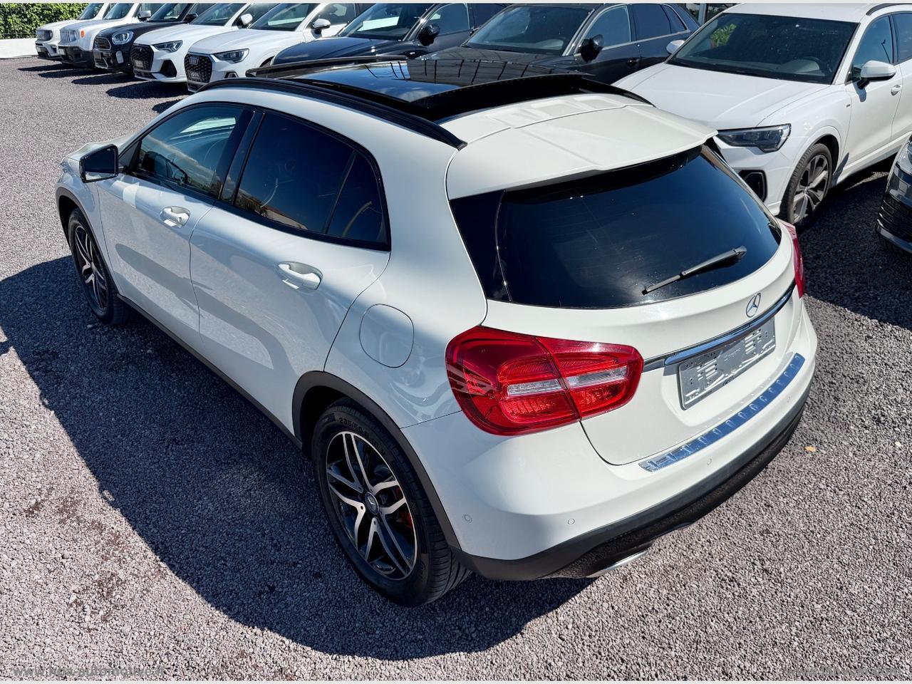 MERCEDES-BENZ GLA 220d Automatic 4Matic Sport TETTO LED PELLE NAVI
