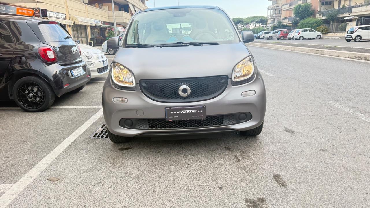 Smart ForFour 70 1.0 Passion LED PDC BLUETOOTH PANORAMA