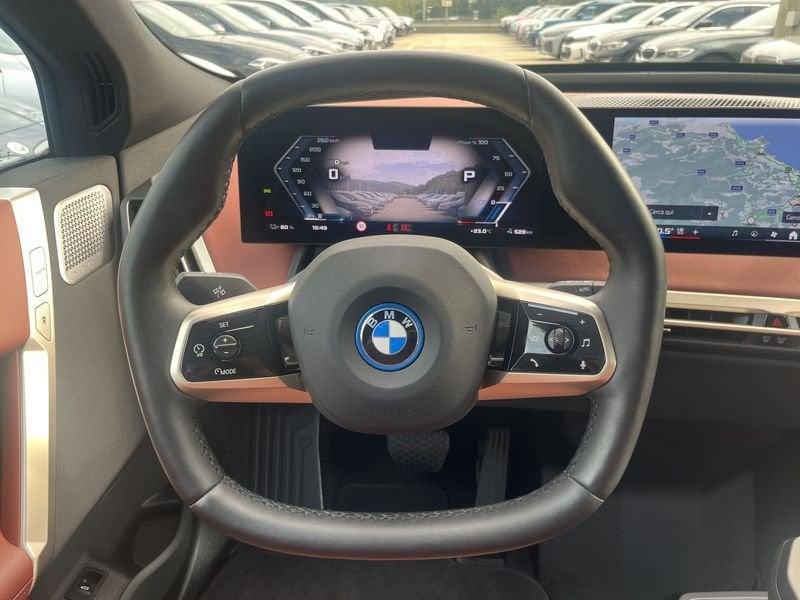 BMW iX i20 2021 M60