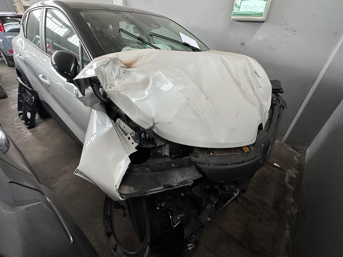 Renault Captur TCe 90 CV Evolution