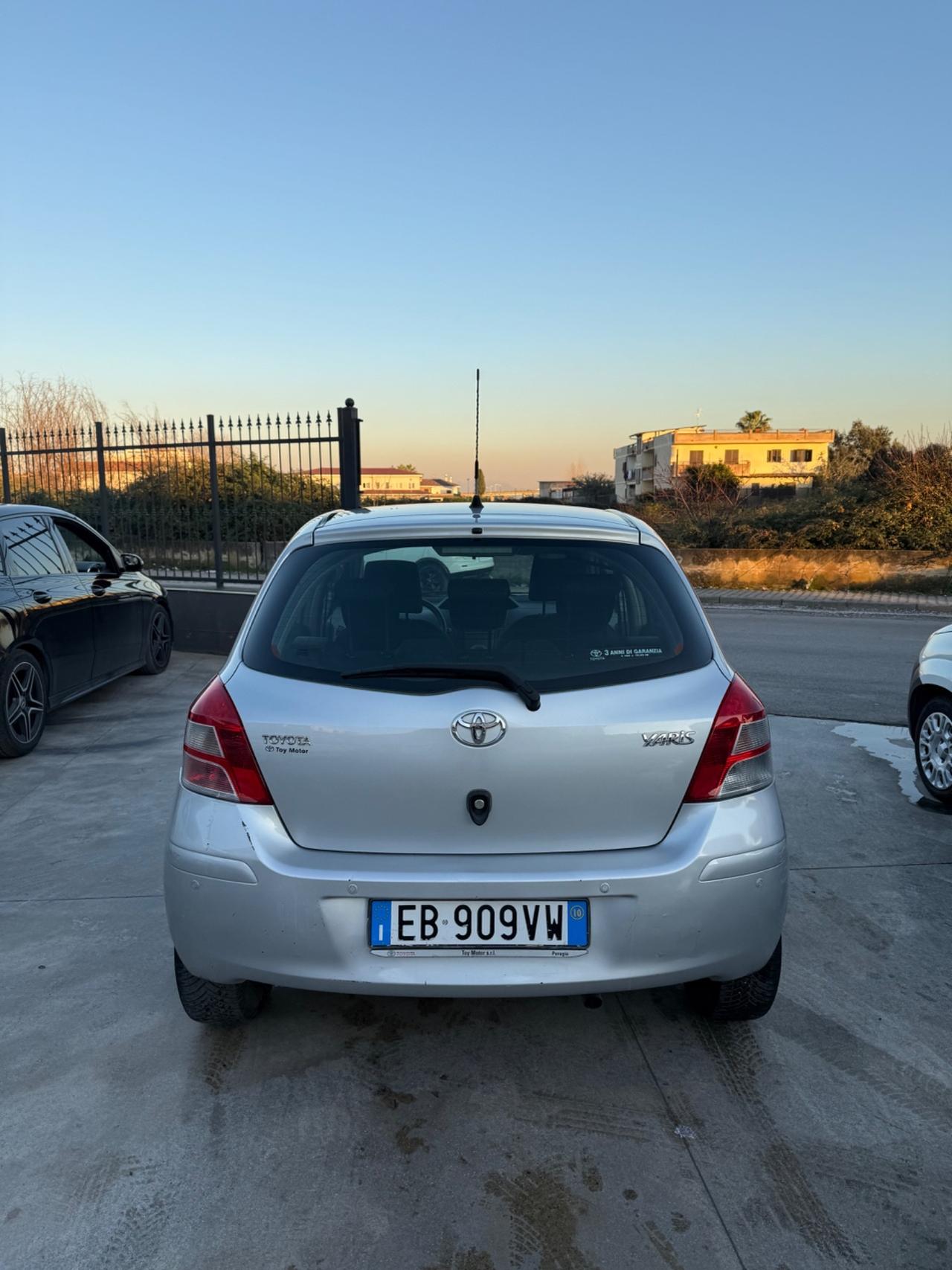 Toyota Yaris 1.3 5 porte Sol
