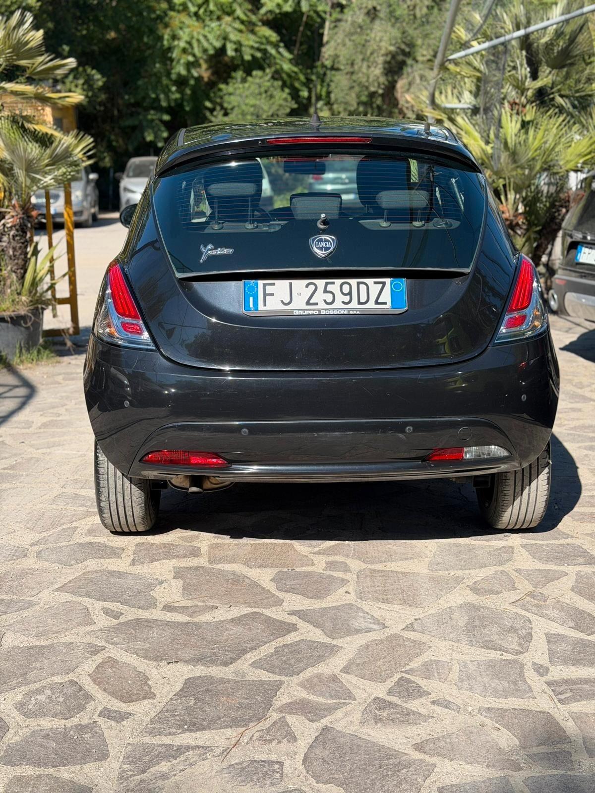 Lancia Ypsilon 1.3 MJT 16V 95 CV 5 porte S&S Unyca