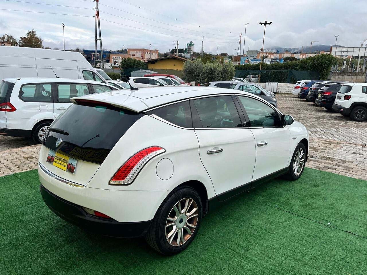 Lancia Delta 1.6 MJT DPF Selectronic Platinum