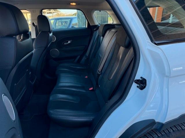 Land Rover Range Evoque 2.2 TD4 5p. Pure