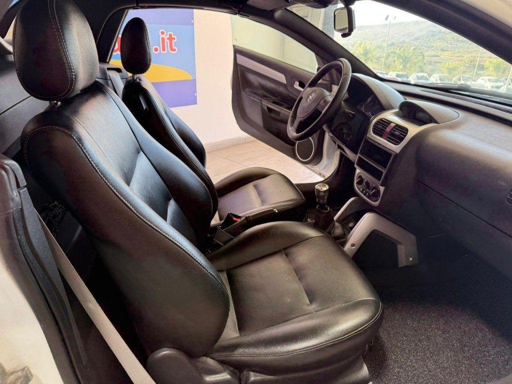 Opel Tigra TwinTop 1.3 CDTI Sport