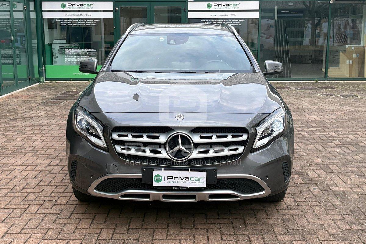 MERCEDES GLA 200 d Automatic Sport