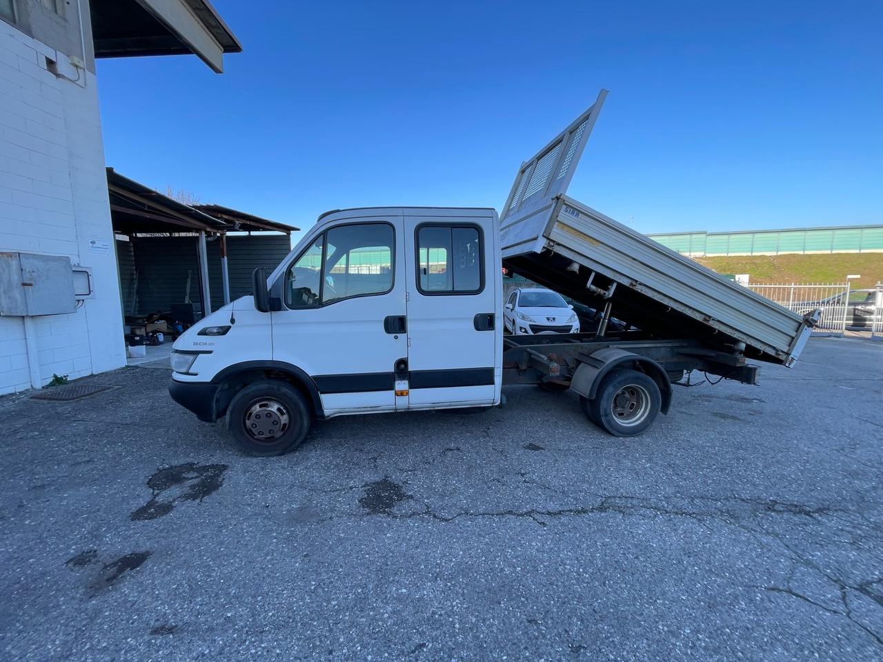 Iveco Daily 35C15 3.0 Hpi PL-RG Cabinato