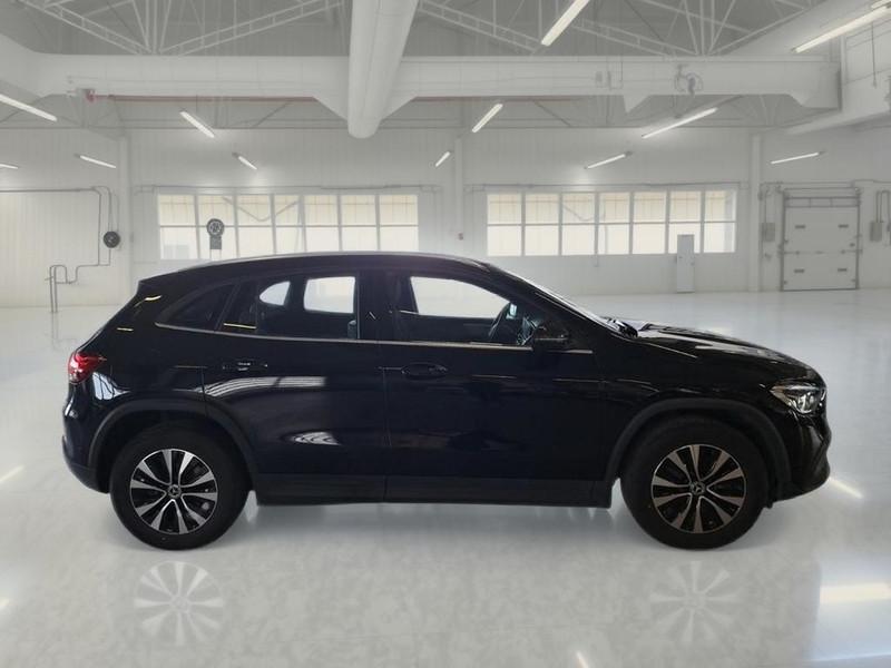 MERCEDES-BENZ GLA 250 E PLUG-IN HYBRID AUTO BUSINESS EXTRA CROSSOVER