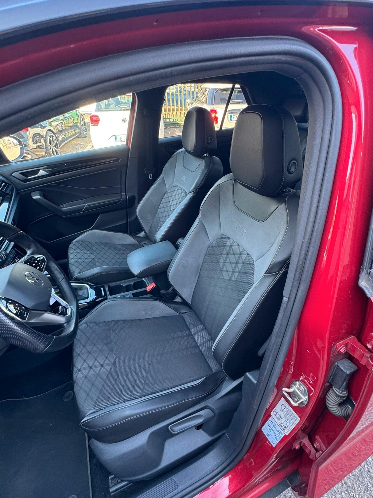 Volkswagen T-Roc 2.0 TDI SCR R-Line