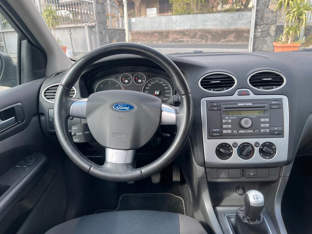 Ford Focus 1.6 TDCi 90CV