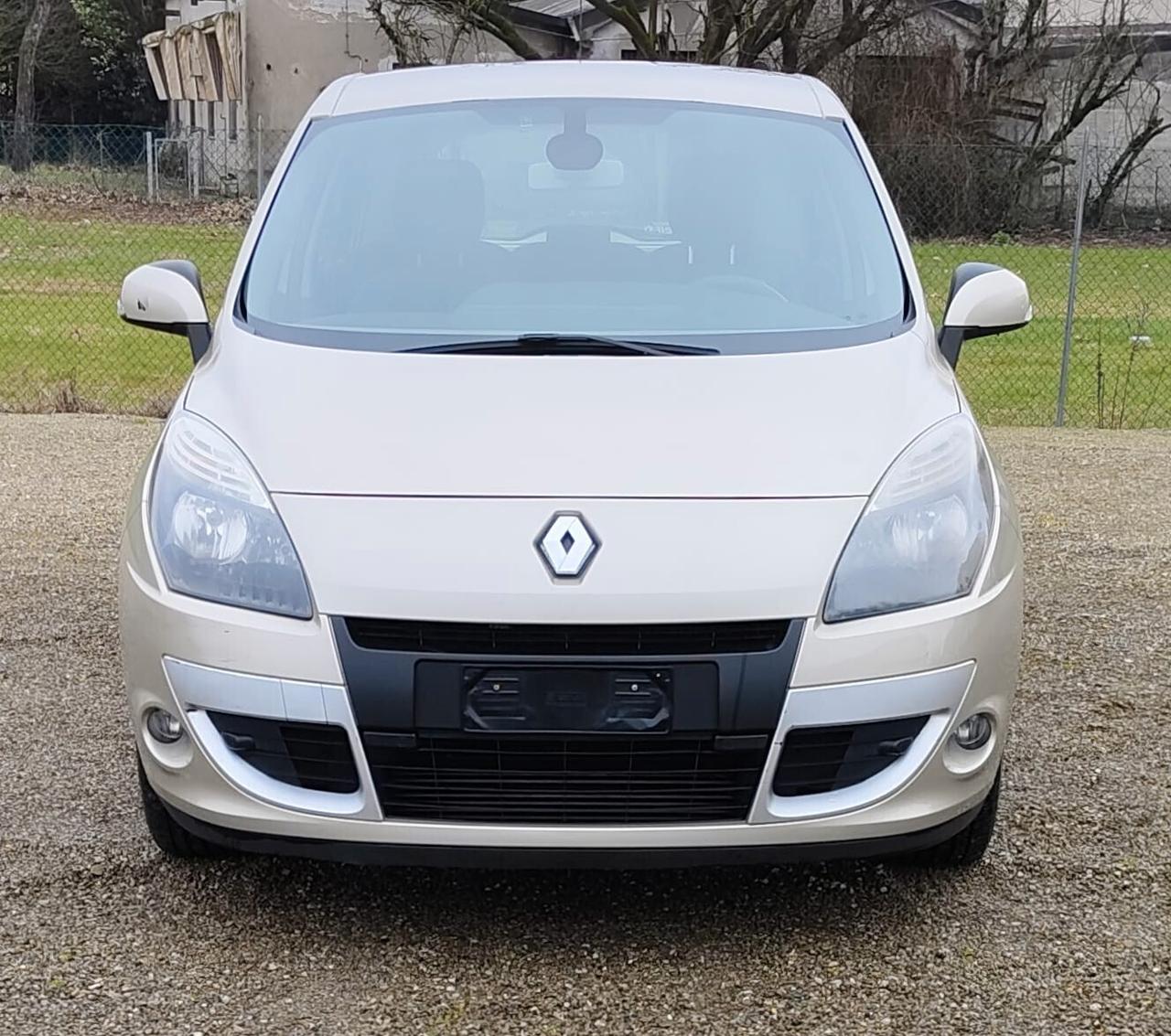 Renault Scenic Scénic X-Mod 1.5 dCi 110CV Luxe