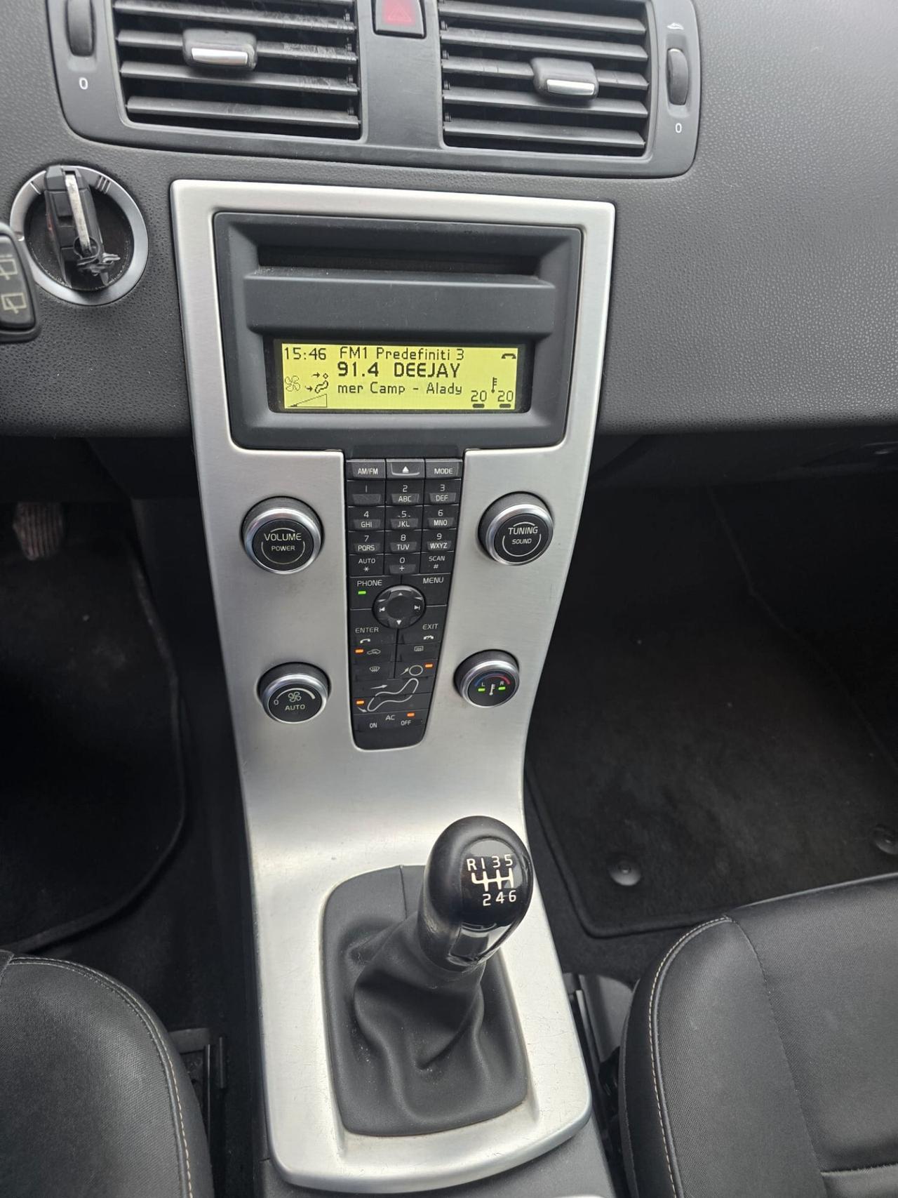 VOLVO V50 D2 R-DESIGN 1.6 DIESEL 114CV NEOPATENTATI EURO5