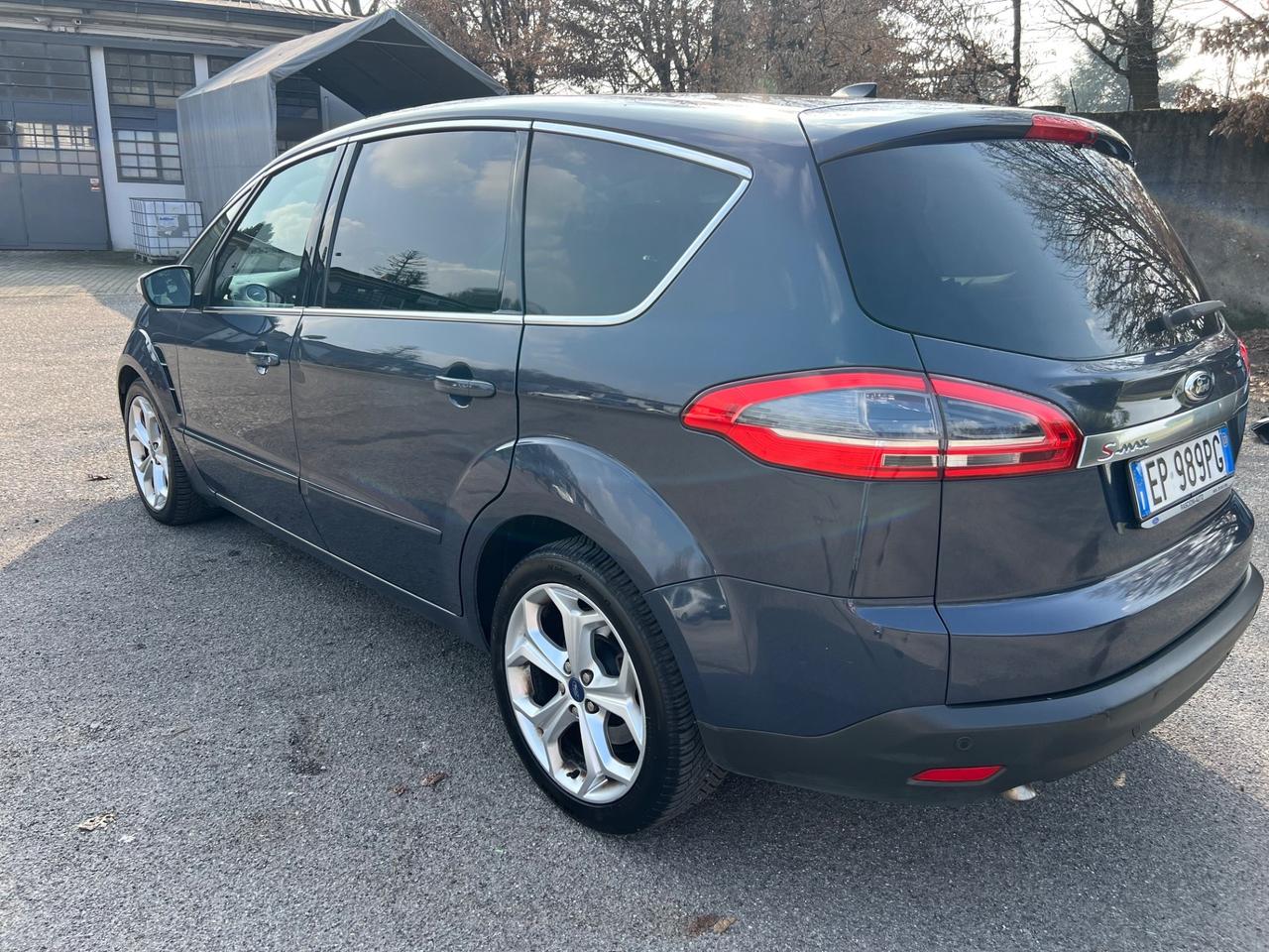 Ford S-Max 2.0 TDCi 163CV Powershift 7 posti Business Nav