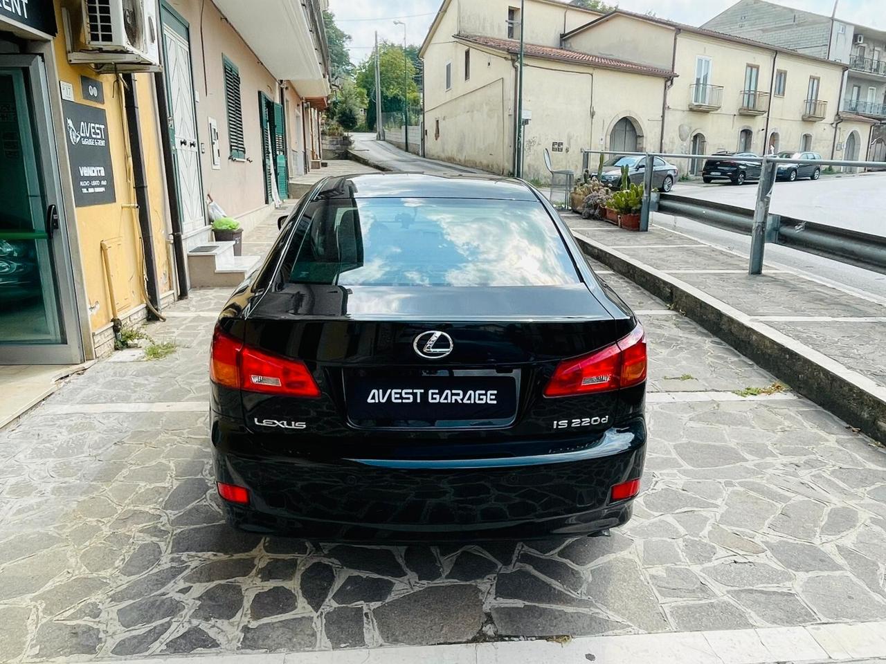 Lexus IS 220d 2.2 16V Sport + Tetto