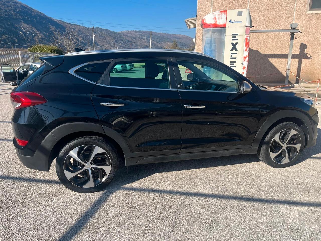Hyundai Tucson 1.7 CRDi Sound Edition