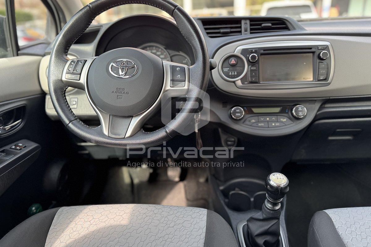 TOYOTA Yaris 1.3 5 porte Lounge