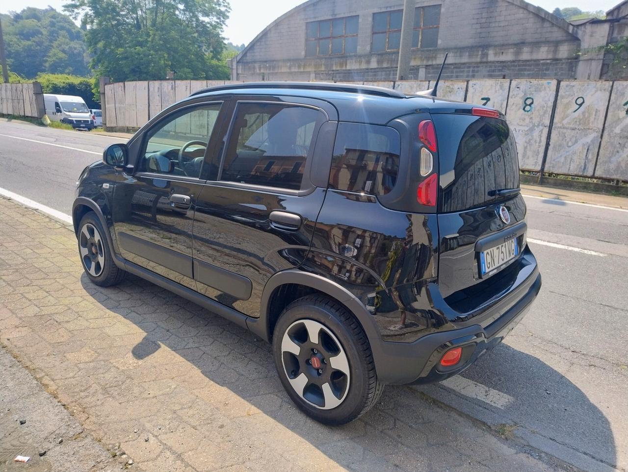 Fiat Panda Cross 1.0 Hybrid FULL OPTIONAL LEGGI BENE