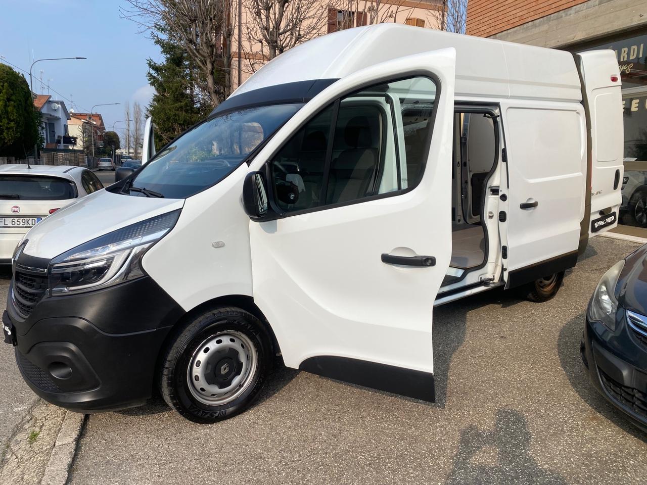 Renault Trafic T27 2.0 dCi 145CV TETTO ALTO 2 PORTE SCORREVOLI!!!