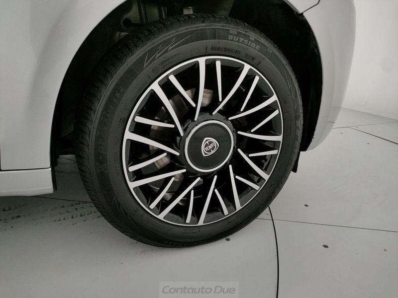 Lancia Ypsilon Ypsilon 1.2 Silver Gpl 69cv
