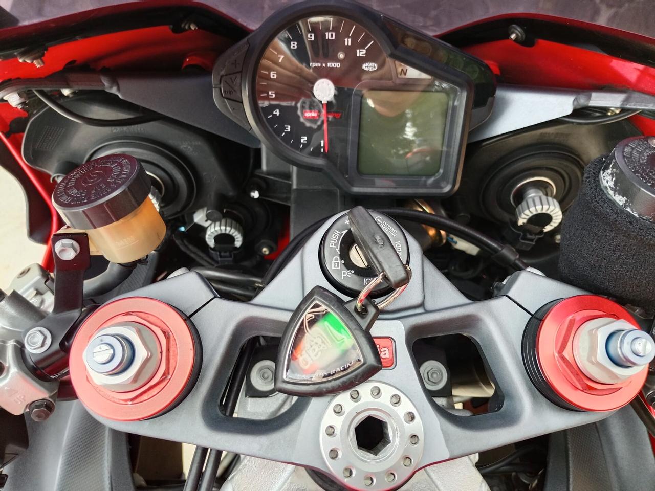 Aprilia RSV 1000