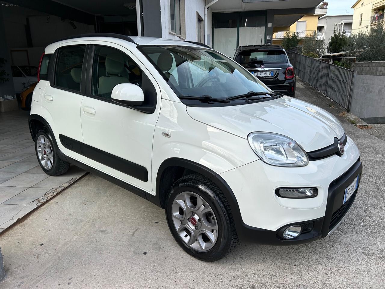 Fiat PANDA 4X4 1.3 MJ Diesel ( CON SOLI 80.000)