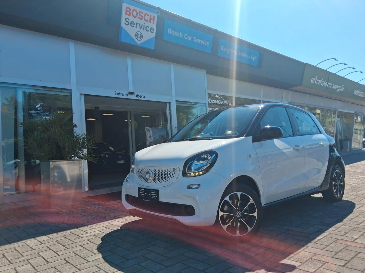Smart forfour 1.0 Passion 71cv >> Carrozzeria a Nuovo !!