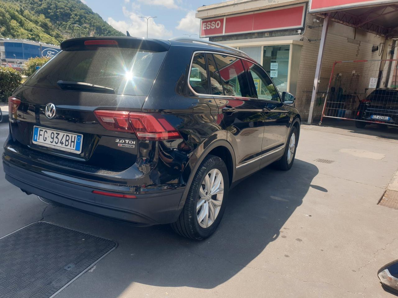 Volkswagen Tiguan 2.0 TDI SCR DSG 4MOTION Business BMT