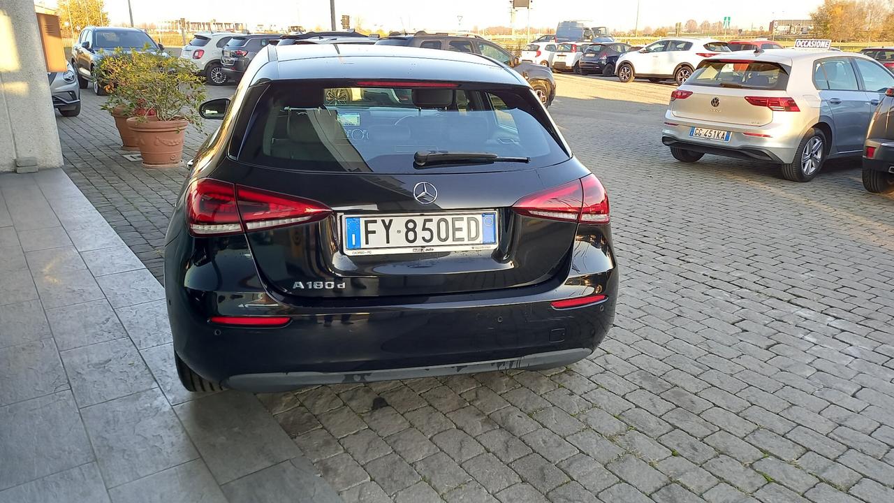 Mercedes-benz A 180 d Automatic Business Extra
