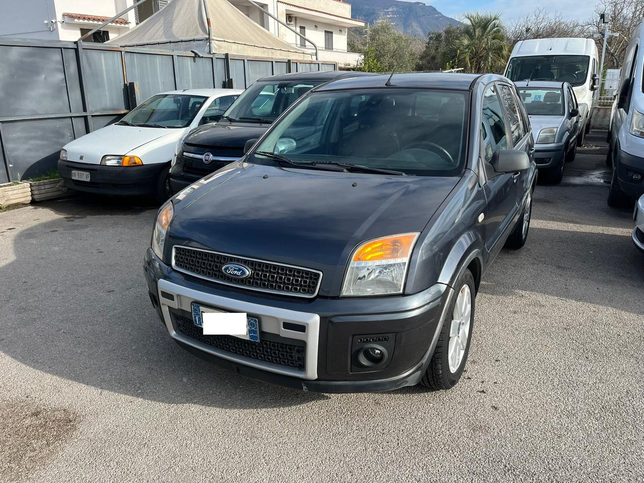 Ford Fusion 1.6 TDCi 5p. Collection