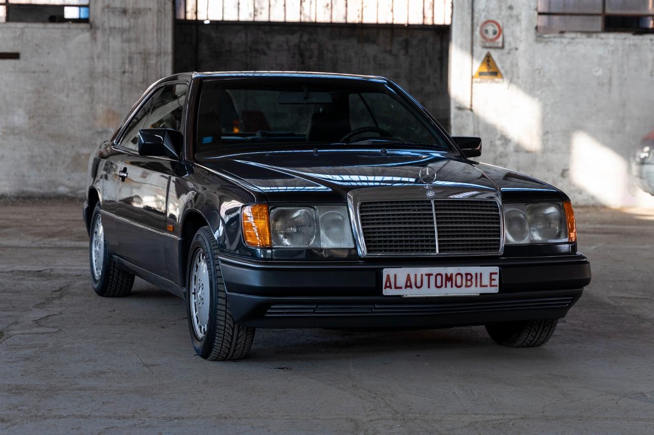 Mercedes-benz 300 CE cat Coupé