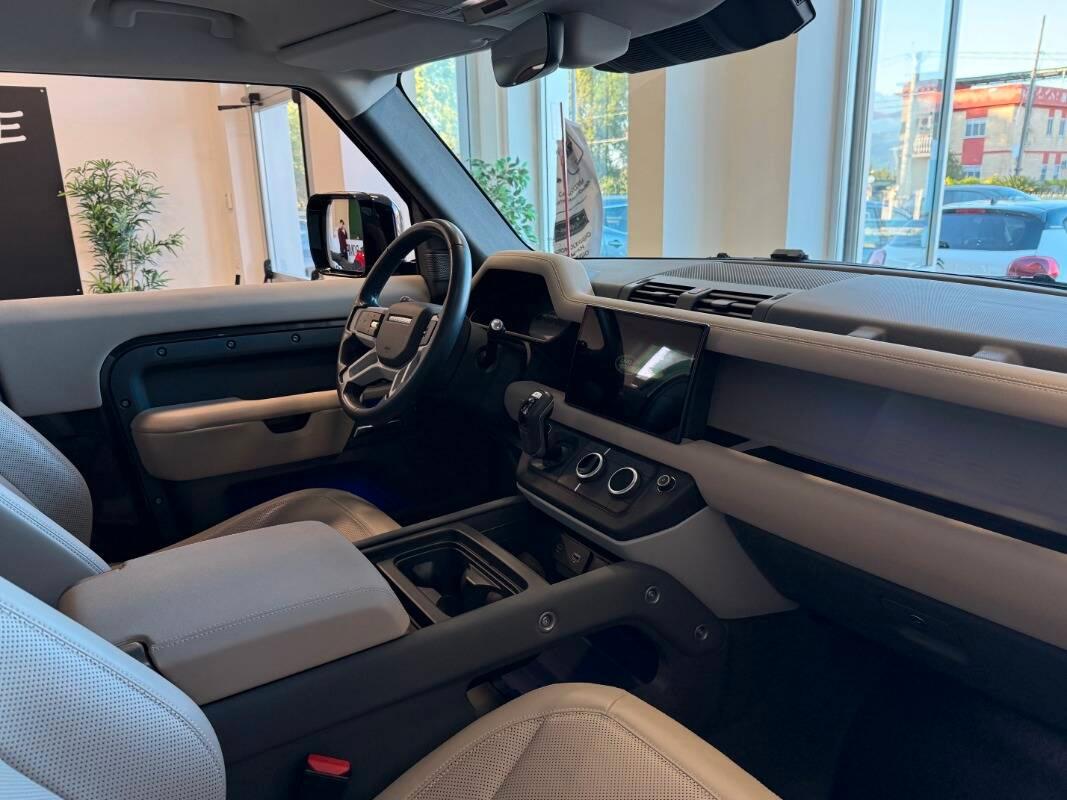 Land Rover Defender 90 3.0d i6 mhev SE awd 200cv auto 6p.ti