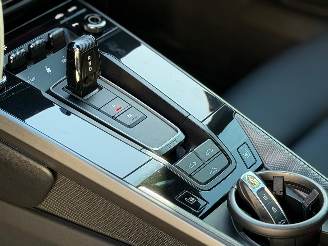 Porsche 911 Carrera 992 3.0 385 CV PDK TETTO SCARICHI LED