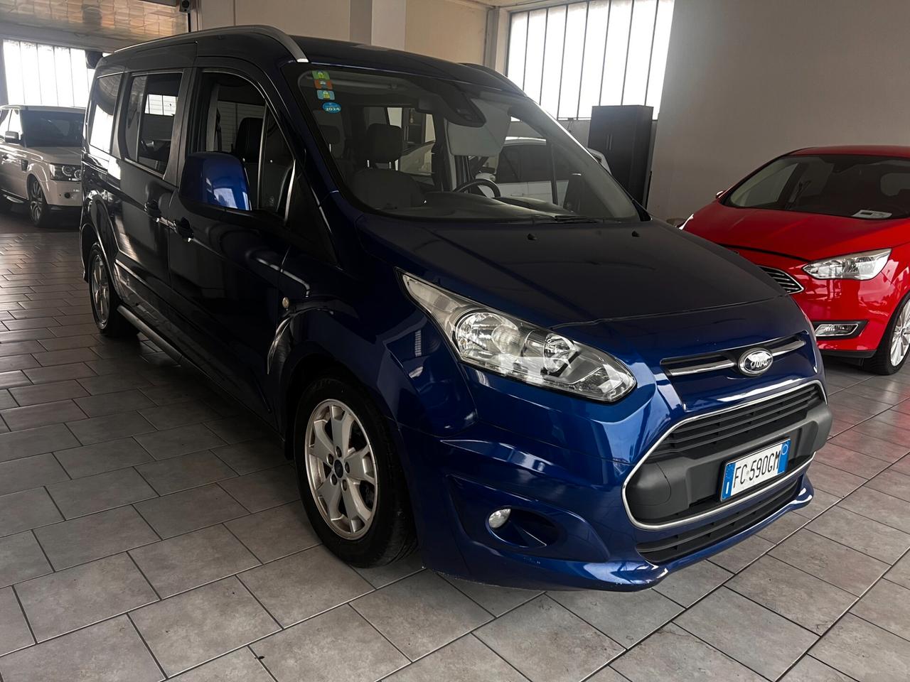 Ford Tourneo Connect 1.5 TDCi 120 CV Powershift Titanium