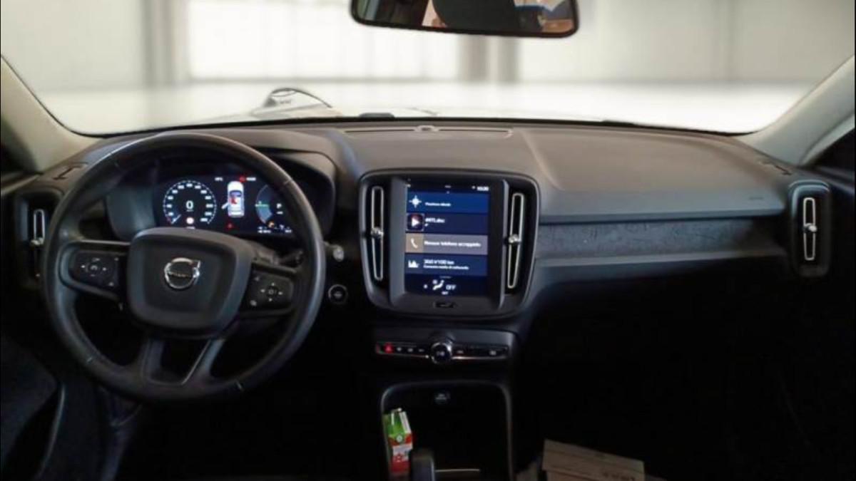 VOLVO Xc40 T4 Recharge Plug-In Hybrid Automatico Essential