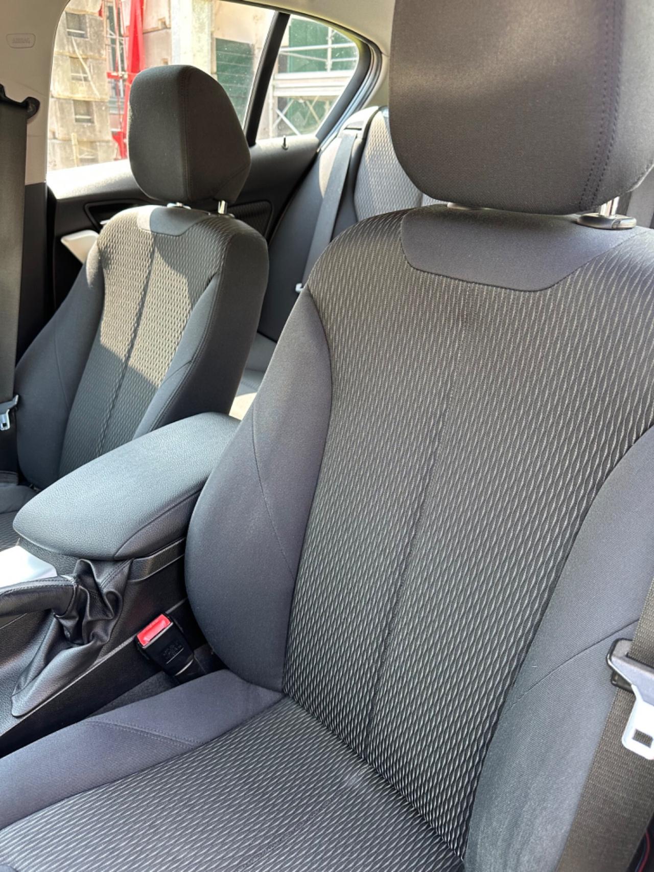 Bmw 116i 5p. UNIQUE KMCERT GARANZ