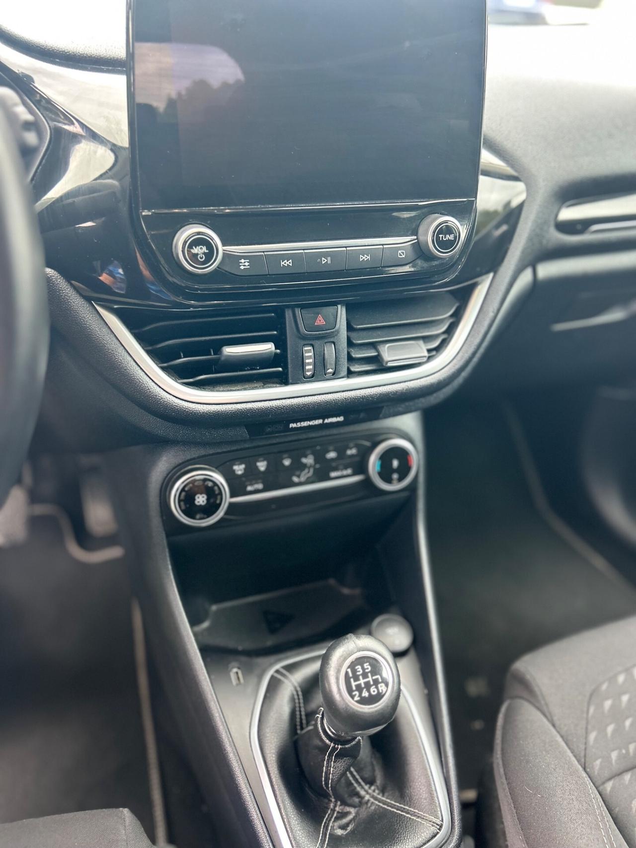 Ford Fiesta 1.0 Ecoboost Hybrid 125 CV DCT 5 porte Titanium