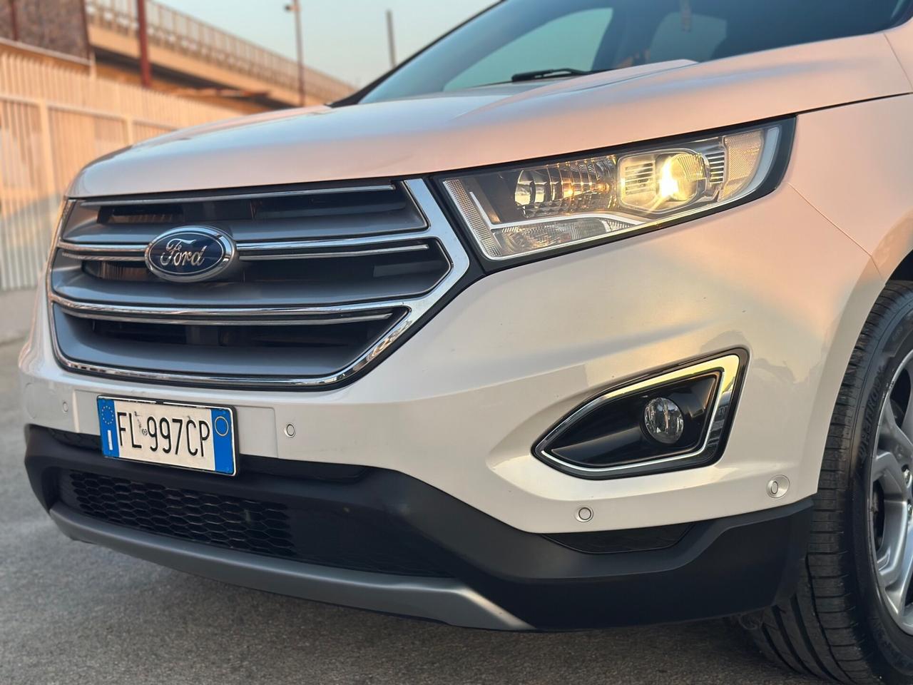 Ford Edge. 2017 2.0 Diesel 210 CV AWD AUT. Titanium